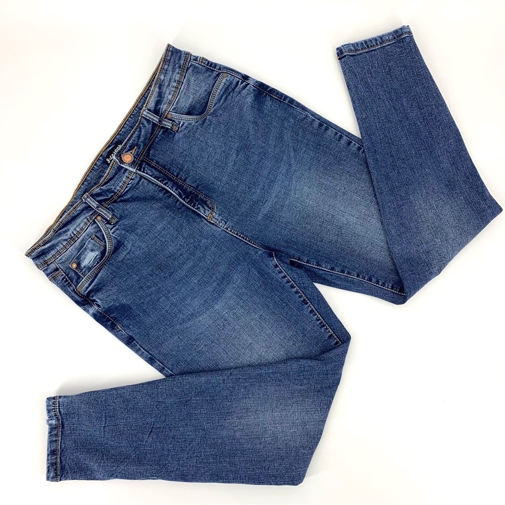 Suko Jeans Faded Blue High Rise Tapered Leg Distressed Ankle Jeans, 12